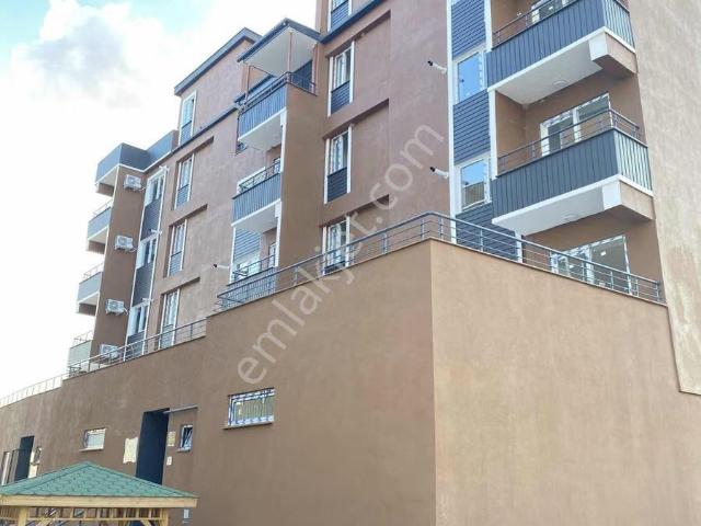 İndereden Altınşehir Mah.satılık 1+1 50 M2 Daire +52 M2 Teras