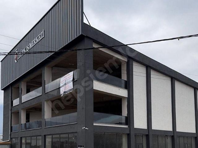 İnegöl Akhisar'da Yeni Yolda, Köşe 370m Kiralık Sıfır Dükkan