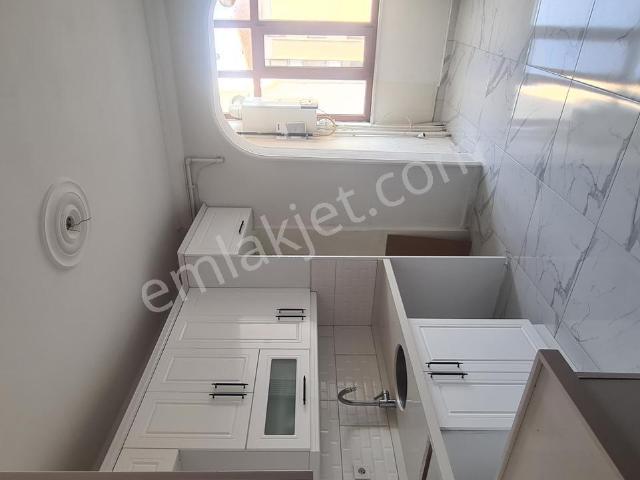 İnegöl Alanyurt Ta Kiralık Site İçi Ara Kat 3+1 Daire