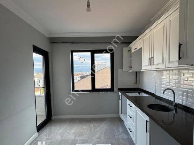 İnegöl Alanyurt Yeni Mahallede Kiralık 2+0 Daire
