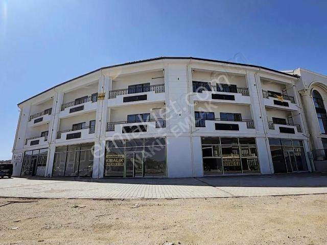 İnegöl'de Prestijli İş Merkezinde Kiralık Ofisler