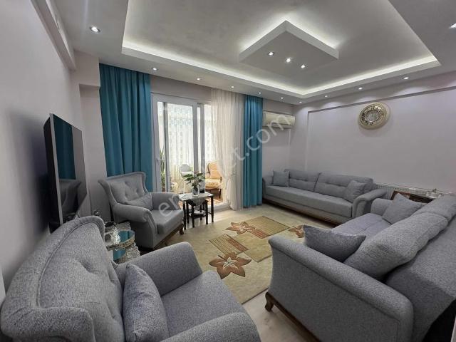 İnönü Mahallesi Ara Kat D.gazlı Asansörlü Satılık 2+1