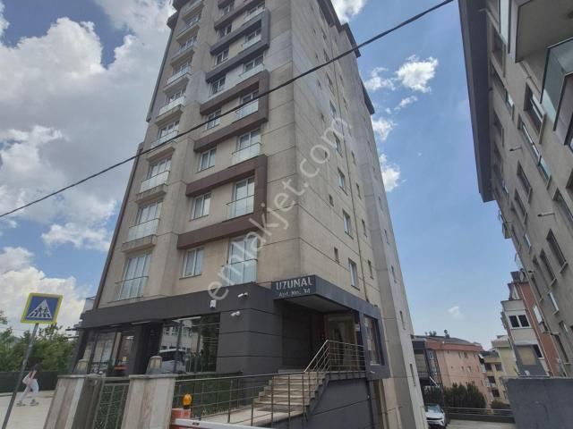 İnönü Mahallesinde Bakımlı Merkezi Konumda 2+1 Satılık Daire
