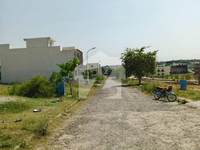 I Am Selling 10marla Residencial Plot In Block T, Gulberg Residencia Islamabad