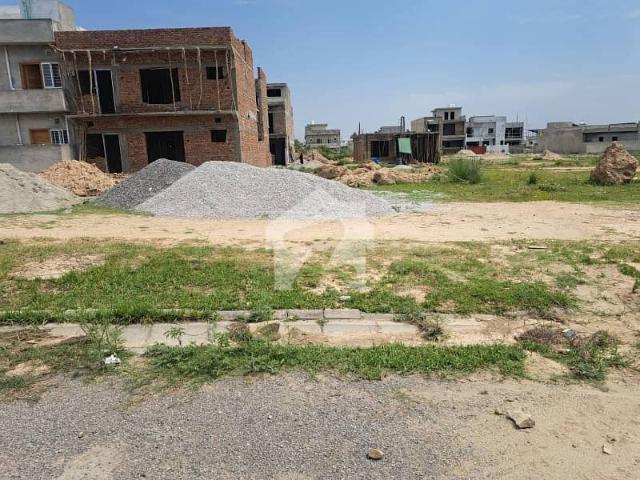 I Am Selling 7 Marla Residencial Plot In Block H, Gulberg Residencia Islamabad