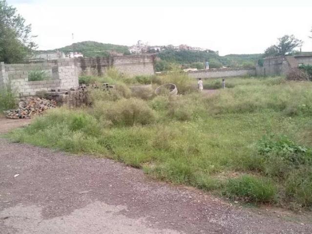 I am selling my corner residential plot Islamabad Bani Gala ID 18161