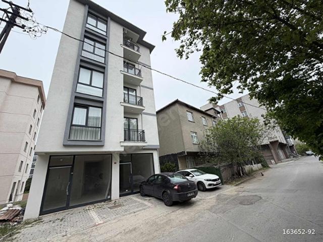 İŞBİLİRPENDİK GÜLLÜBAĞLAR ANKARA CADDESİNE YAKIN
