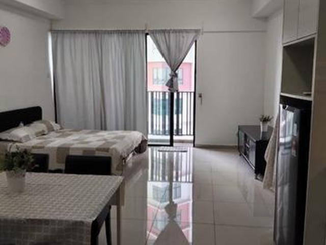 I City I Soho studio big builtup size fully furnished LRT 3