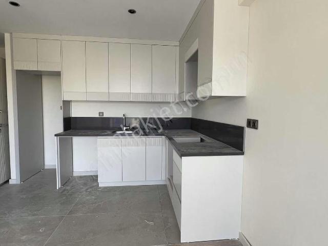 İcon Koru'da mesa Plaza Karşısında Satılık 2+1 Daire