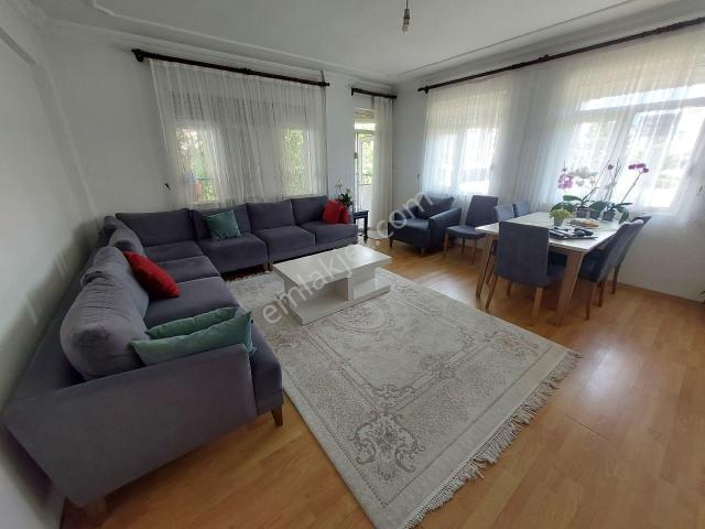 İdamax'tan Aydınevler'de Satılık Daire Geniş Ve Ferah