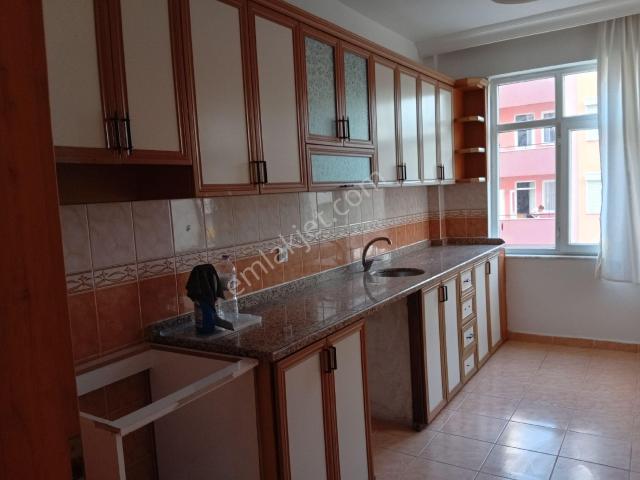 İdamax'tan Barbaros'ta 3+1 Ara Kat Asansörlü Kiralık Daire