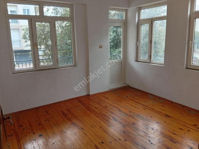 İdamax'tan Emek'te Merkezi Konumda