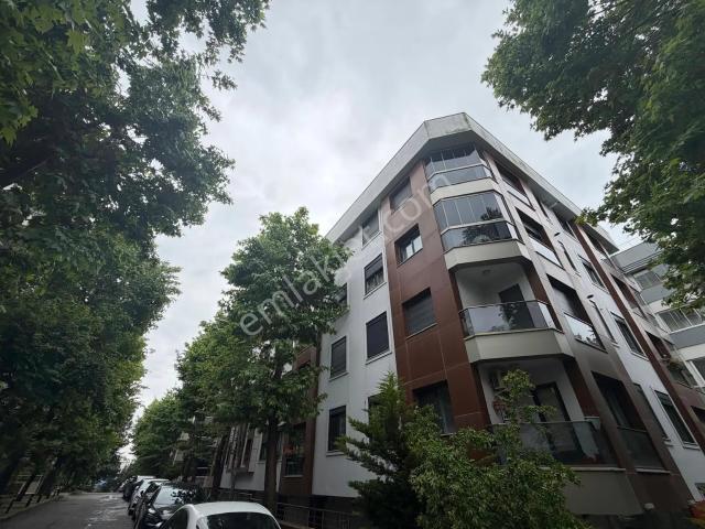 İdealtepe'de Marmaraya Yakın Ön Cephe Ara Kat 2+1 Daire