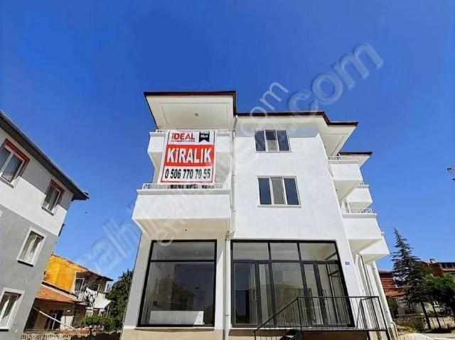 İdeal'den Fatih Mah. Opet Karşısında 220 M² Kiralık İş Yeri!