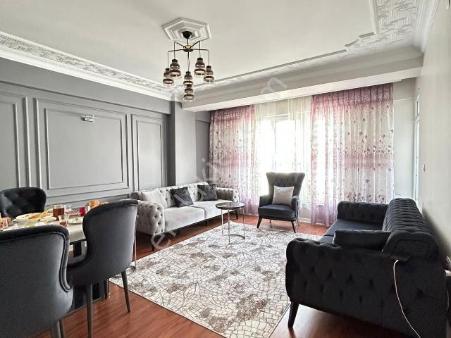 Çiğdem Emlak'tan Mehterçeşme Mh 1953 Sk Eşyalı 2+1 Kiralık Daire