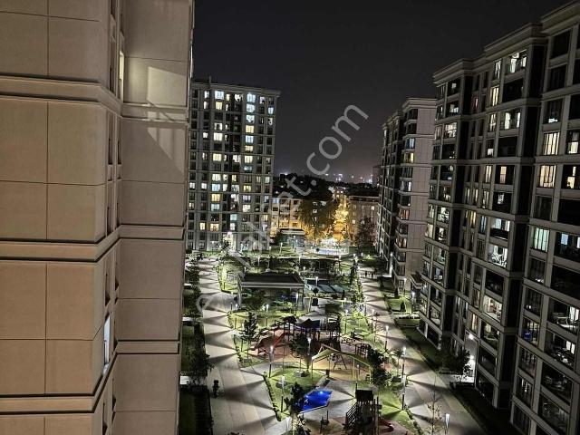 Çiğdem Emlaktan Sahilpark Konutlarında 3+1 Eşyalı Kiralık Daire