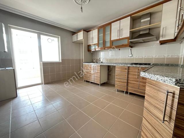 Çiğdemtepe Mah. Selim Caddesinde Park Manzaralı 3+1 Kiralık Daire