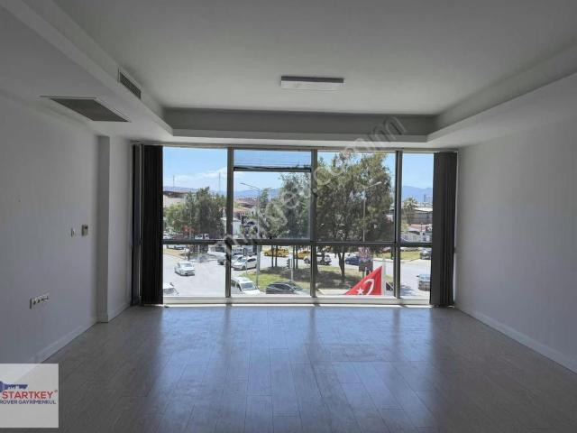 Çiçek Plazada Satılık Ofis