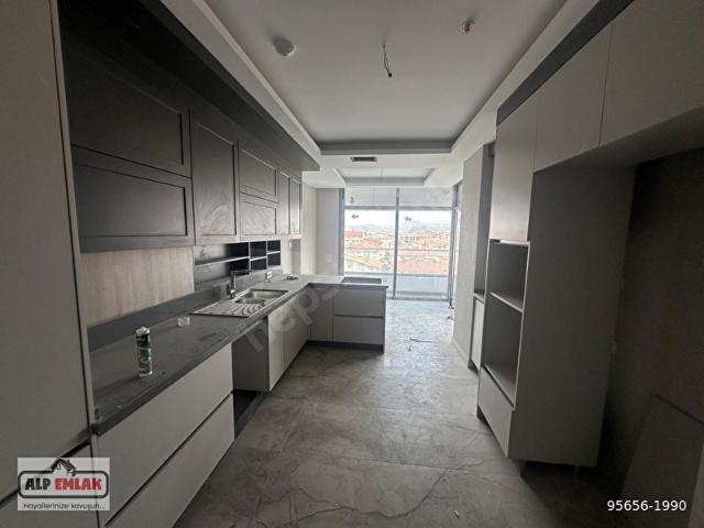 ÇİÇEKLİ NED DE 4+1 KAT 5 ÖN GÜNEY PARK MANZARALI