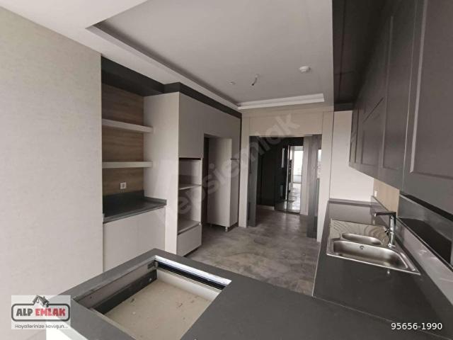 ÇİÇEKLİ NED DE 4+1 KAT 5 ÖN GÜNEY PARK MANZARALI