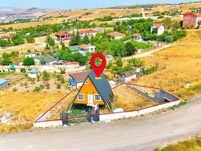 İÇERİSİN'DE 3+1 BUNGALOV EV OLAN 625 M SATILIK İMARLI VİLLA PARSELİ