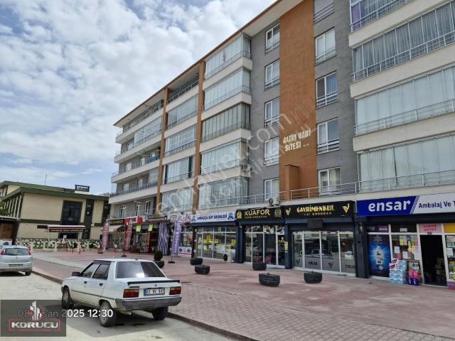 İşgalaman Cadde Üzeri 3+1 Geniş Ara Kat Satılık Daire