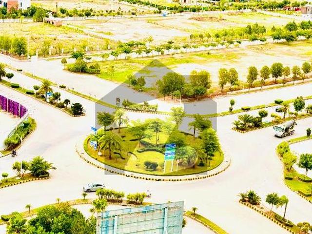 1 Kanal Designers House Available For Sale In Prime Location Gulberg Residencia