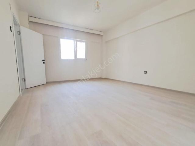 İçi Yapılı Bakımlı Behçet Uz Parkı Yanı Ara Kat 2+1 Kiralık Daire