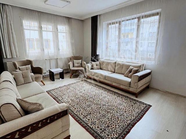 Işık Gayrimenkul'den Şehir Merkez'inde Eşyalı Kiralık 2+1
