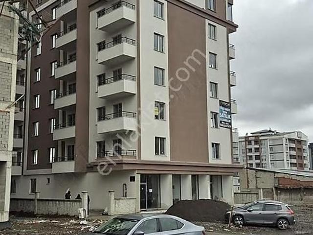 Işık Gayrimenkul'den Kombina'da 1+1 Satılık Daire