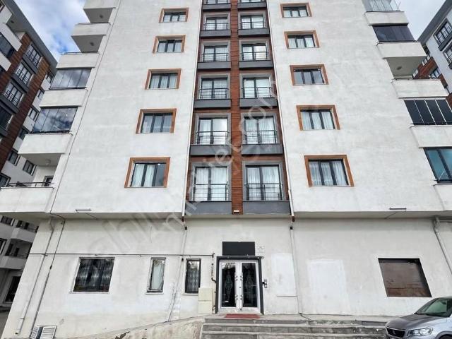 Işık Gayrimenkul'den Memurs sen Konutların'da 3+1 Kiralık Daire