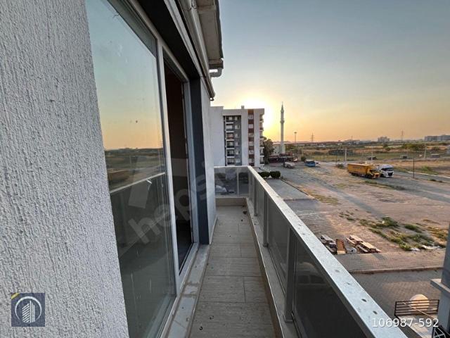 İKÇÜ YAKINI FULL EŞYALI 1+1 SATILIK DAİRE