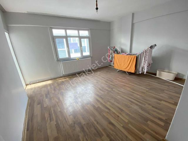 Işık'dan Menderes Mah'de Satılık 2+1 85m² Daire Masrafsız