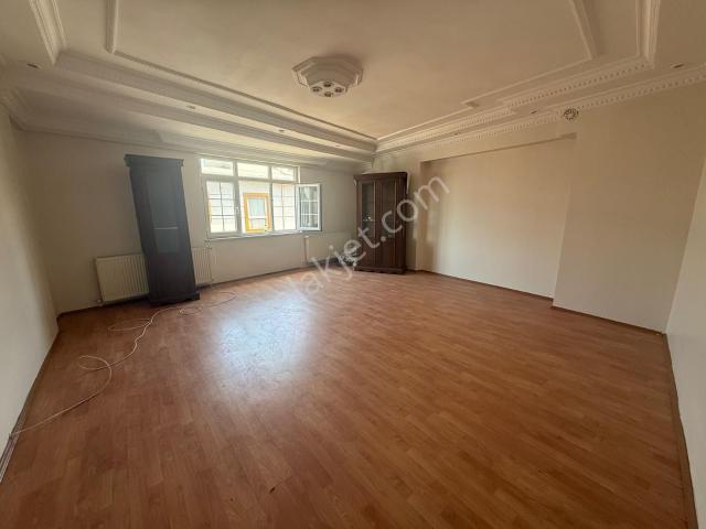 Işık'dan Merkezi Konumda Krediye Uygun Satılık 130m² 3+1 Daire