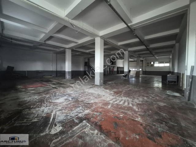 İkitelli İpkas Sanayi Sitesi 886m2 Atölye / İşyeri