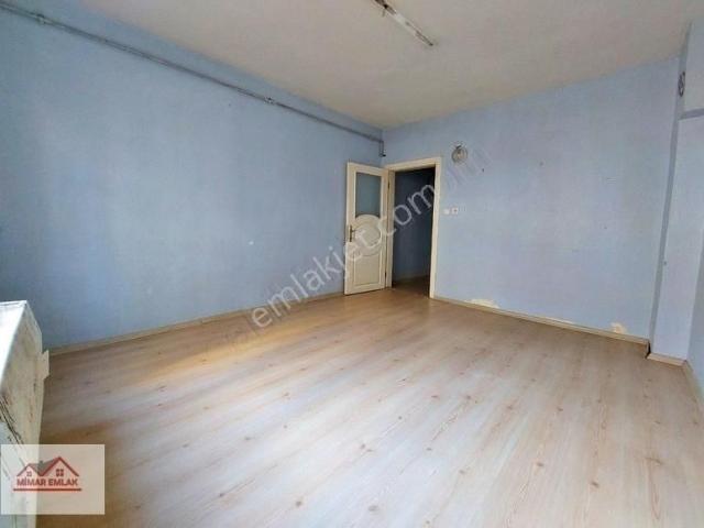 İkitelli M.akif'te Güney Cephe 2+1 75m² Balkonlu 1.kat Daire
