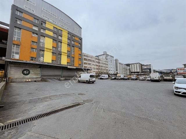 İkitelli'de 2819 M² Depo/imalathane +kdv'li