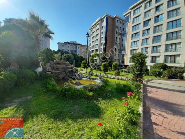 İlyas Taş'tan Bengisu Evlerinde Kiralık 3+1 Çatı Katı Daire