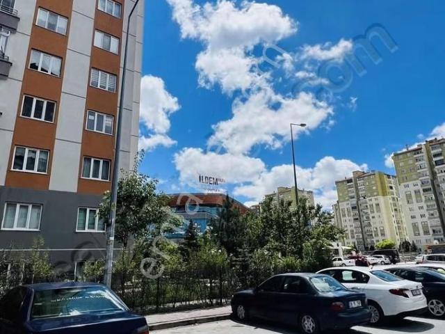 İldem Avm Yanı Kiralık 3+1 Daire 125m²