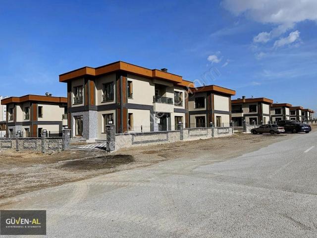 İldem Karşısı 500 Metre Arsalı Oturulur Ultra Lüks Villa