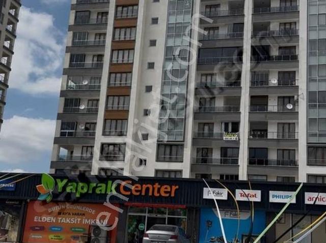 İldem'de Ana Yol Üzerinde Satılık 3+1 Geniş Ve Ferah Daire