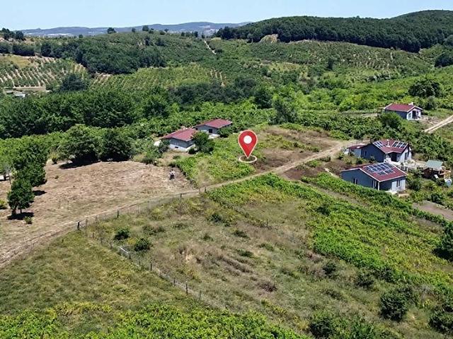 ŞİLE AĞVA GEREDELİ KÖYÜNDE 150m2 YOLA CEPHE MÜSTAKİL ARAZİ