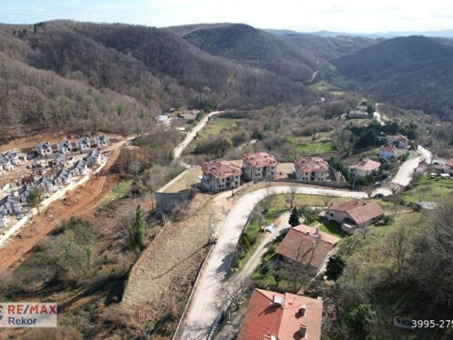 ŞİLE YENİKÖYDE NET 923 M2 3 VİLLA İMARLI SATILIK ARSA