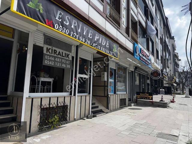 İşlek Cadde Üzeri İmalata Her İşe Uygun Dükkan