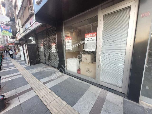 İşlek Caddede Satılık Dükkan Papuçcularda. erd Gayrimenkulden