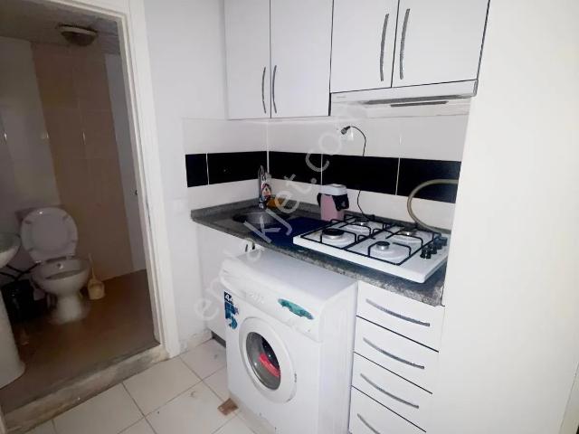 İletişim Kapısı Yakını Eşyalı 1+1 Kiralık Daire