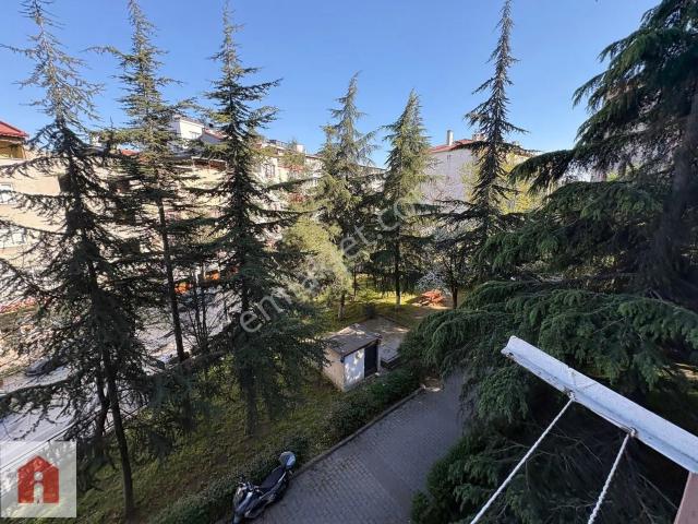İletişim'den Eski Tip Site İçi Kiralık Ara Kat Daire