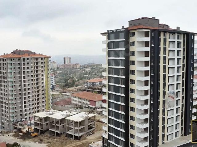 İŞLEYEN PRESTİJ'DE SATILIK 3+1 DAİRE