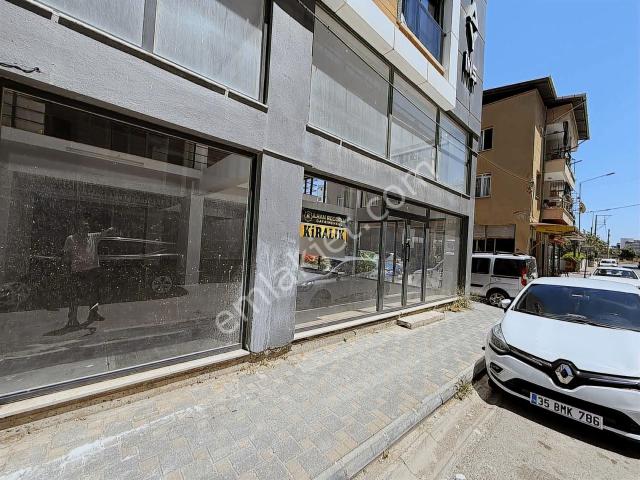 İlhan Rodoplu'dan Bankalar Sk. Batar Kat Bodrumlu Kiralık Dükkan