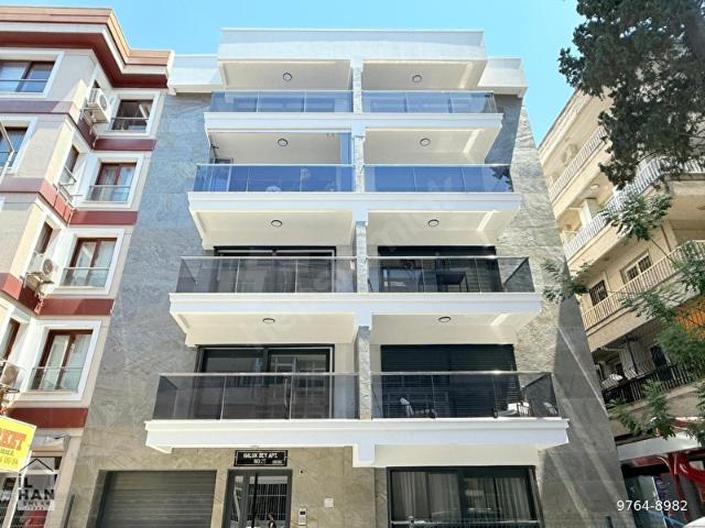 İlhan'dan Güzelyalı Park Yanı Sıfır Binada Ebeveyn Banyolu Otoparklı Asansörlü Kiralık Daire